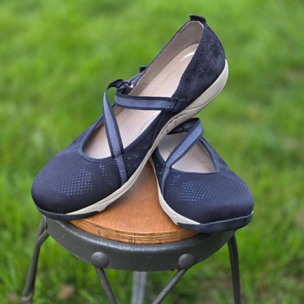 Dansko Haven Navy Mary Jane Flats Sz 42, 11.5/12